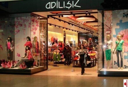 Как повысить продажи в магазине женской одежды