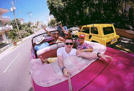 Как сделать красивое селфи: 5 полезных советов от фотографов