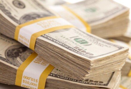 Что будет с долларом в 2016 году: мнение экспертов Украины и России