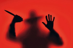 7 причин, почему люди грабят и убивают других: узнайте психологию преступников
