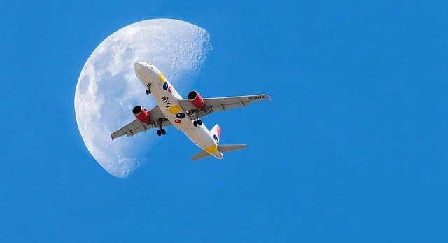 авиакомпания задержала рейс