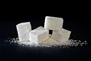 Как влияет сахар на ваш организм, и почему от него важно отказаться?