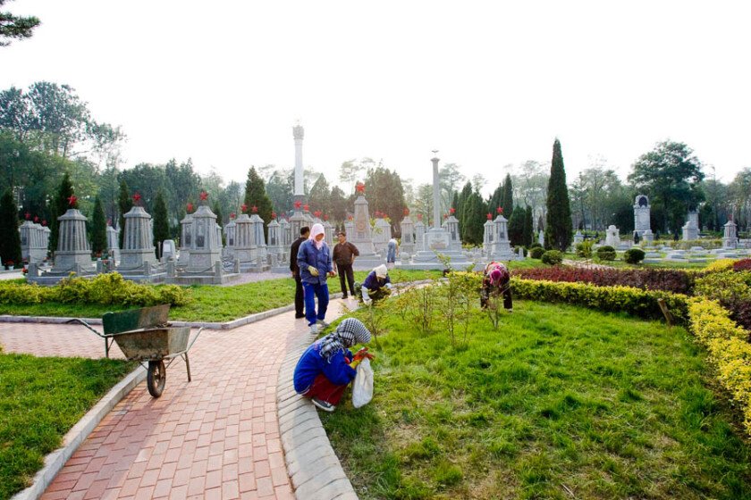 на кладбище на Пасху нельзя