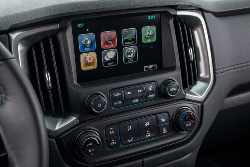 Интерьер Chevrolet Trailblazer 2016