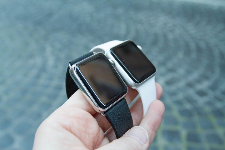 версия Apple iWatch 2