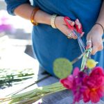 Как сделать цветочные композиции и букеты своими руками?