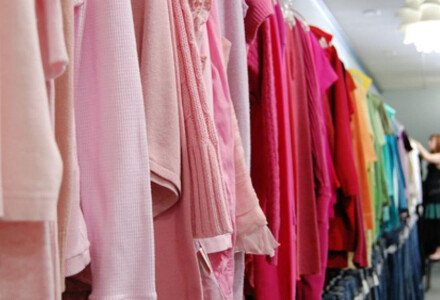 Как выбирать вещи в секонд-хенде: на страже кошелька и стиля
