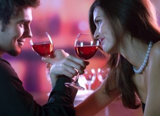 23 правила этикета, которые важно соблюдать парням и девушкам в ресторане